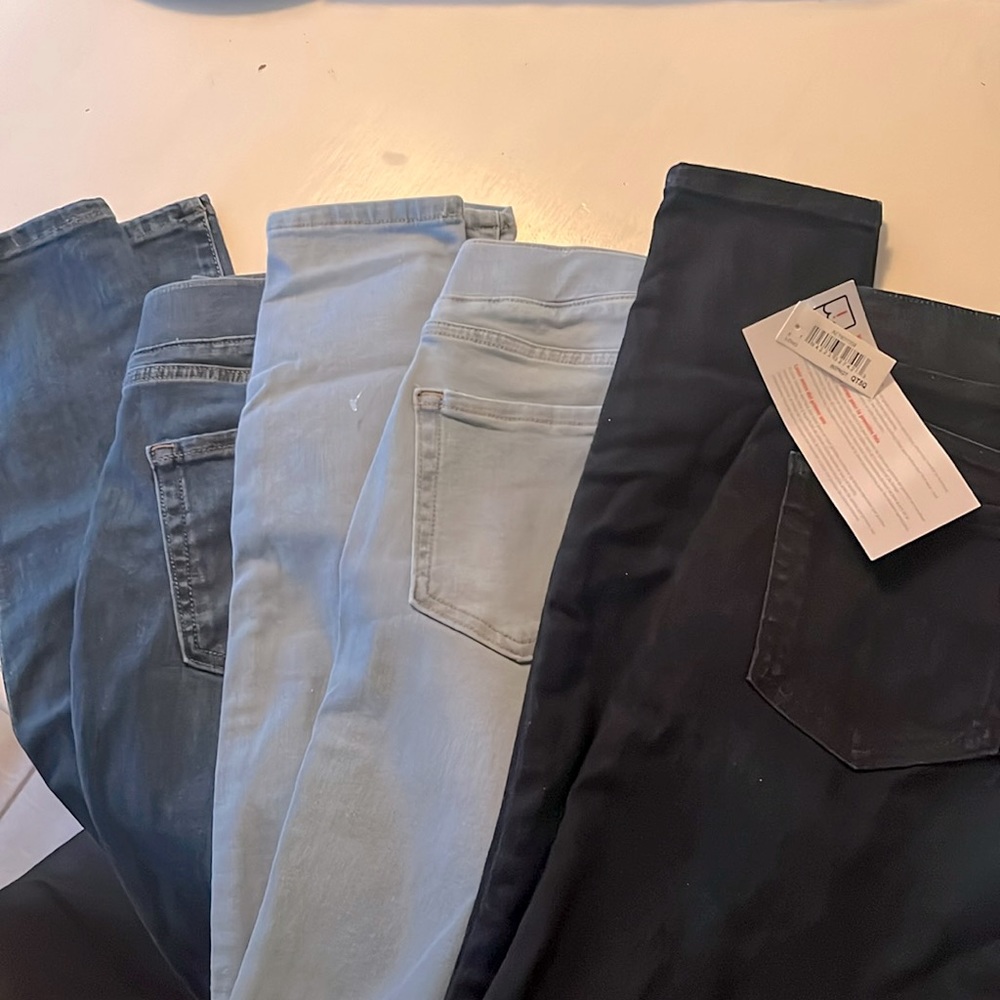 Bundle Amazon Essentials pull on jegging, 3 colors, dark/medium/light blue, 8L